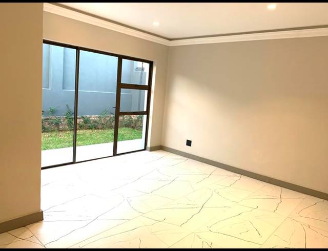 4 BEDROOM HOUSE FOR SALE IN WATERKLOOF